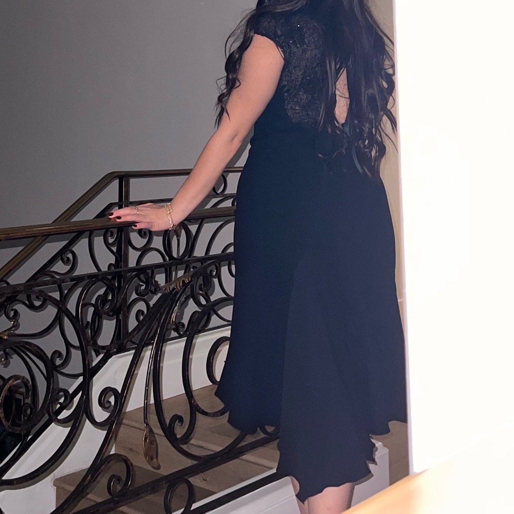 Escada - Picture 5 of 6